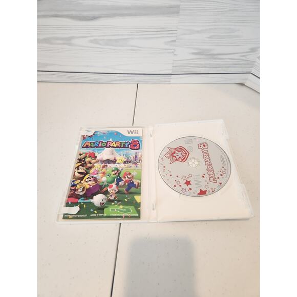 Mario Party 8 Nintendo Wii, 2007 Complete Game - Picture 3 of 4